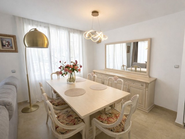 Apartment, Benahavis, R5324878