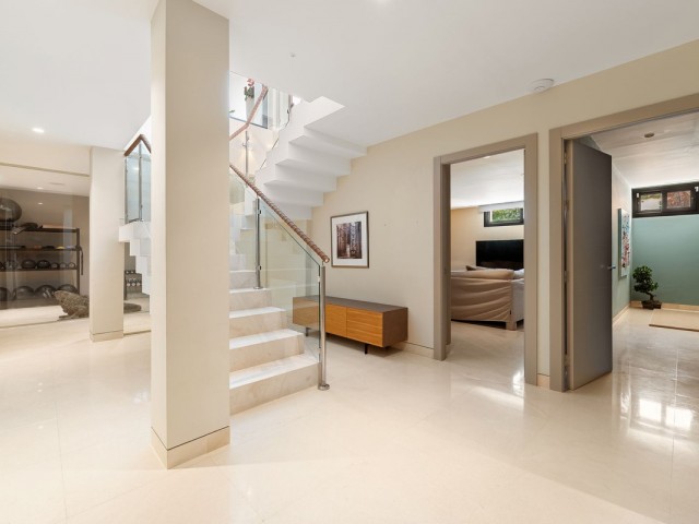 5 Schlafzimmer Villa in Nueva Andalucía