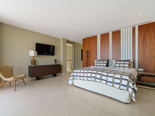 5 Schlafzimmer Villa in Nueva Andalucía