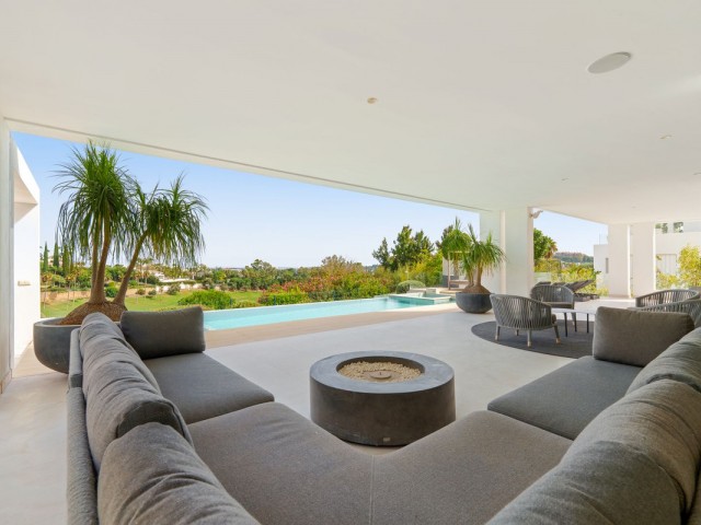 5 Schlafzimmer Villa in Nueva Andalucía