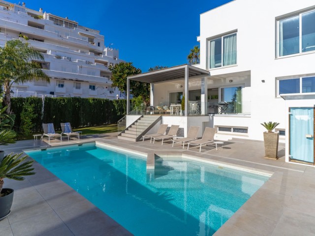 5 Sovrums Villa i Fuengirola