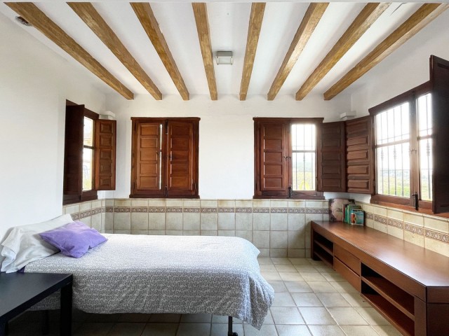 9 Bedrooms Villa in Alhaurín de la Torre