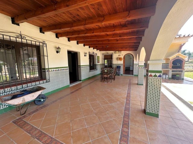 4 Slaapkamer Villa in Estepona