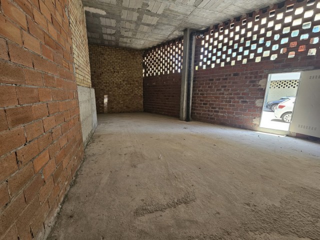 Commercial avec 0 Chambres  à San Pedro de Alcántara