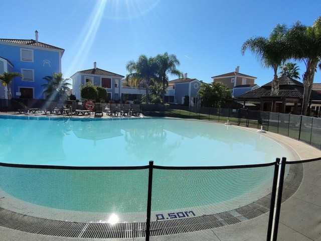 2 Bedrooms Apartment in Estepona