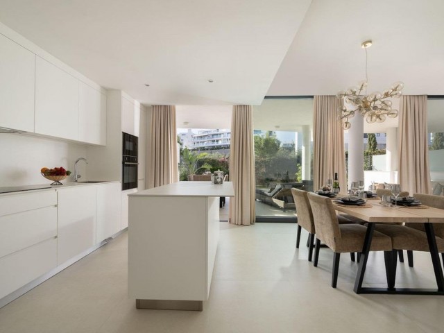 2 Slaapkamer Appartement in Higueron