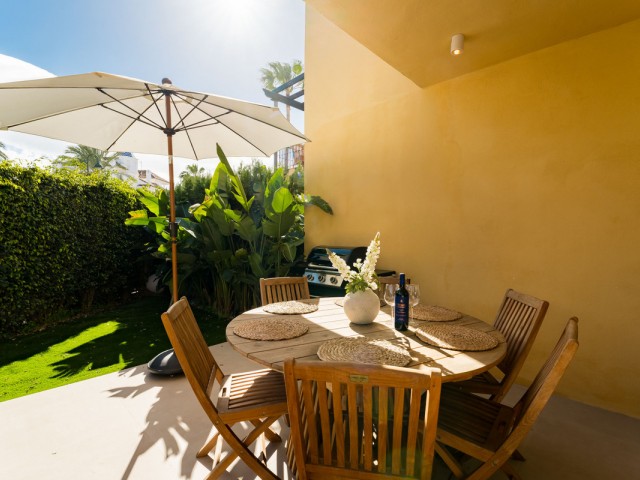 4 Bedrooms Townhouse in San Pedro de Alcántara