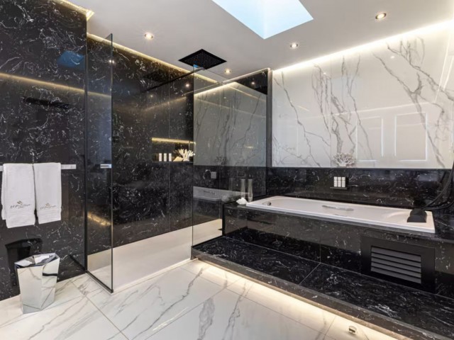 10 Schlafzimmer Villa in Puerto Banús