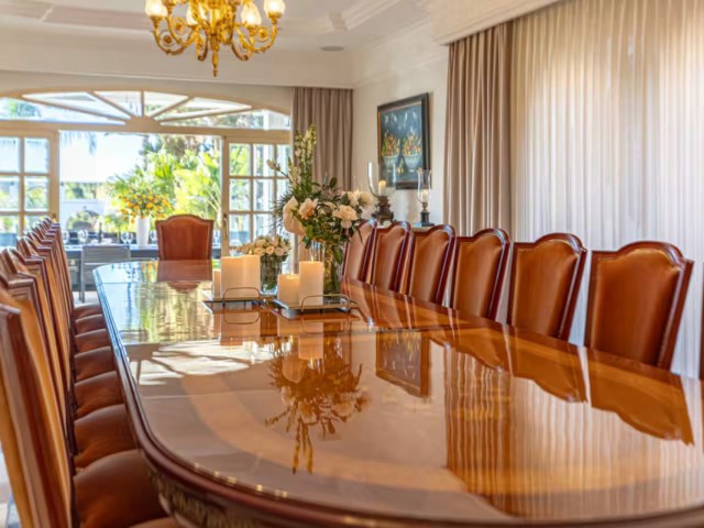 10 Schlafzimmer Villa in Puerto Banús