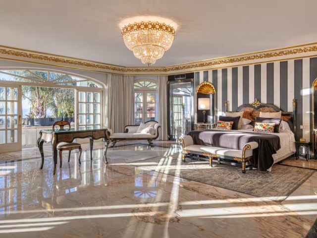 10 Schlafzimmer Villa in Puerto Banús