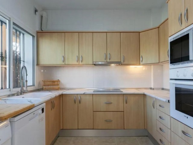 3 Schlafzimmer Villa in Marbella