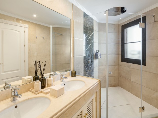 4 Schlafzimmer Villa in Benahavís