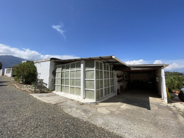 3 Schlafzimmer Villa in Estepona