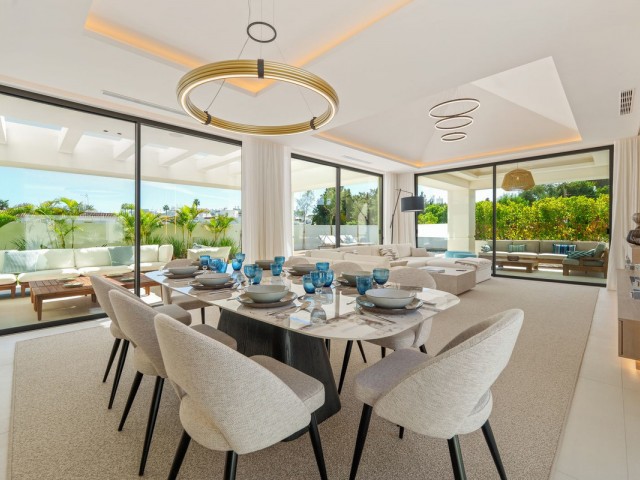 5 Schlafzimmer Villa in San Pedro de Alcántara