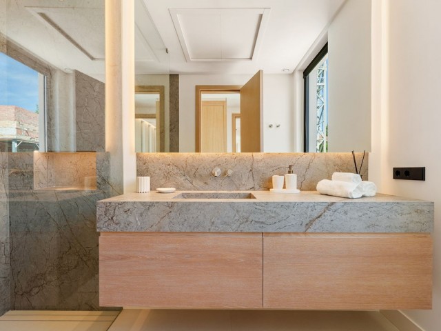 5 Schlafzimmer Villa in San Pedro de Alcántara