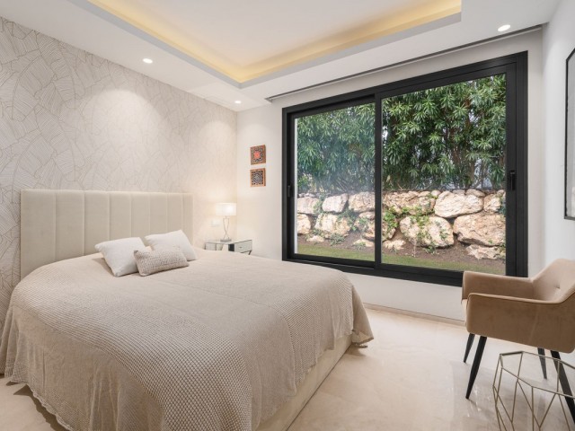 6 Schlafzimmer Villa in Nueva Andalucía