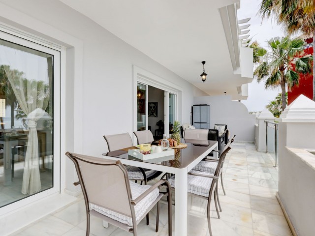 2 Schlafzimmer Apartment in Estepona