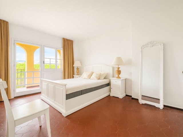 1 Bedrooms Apartment in Puerto de Cabopino