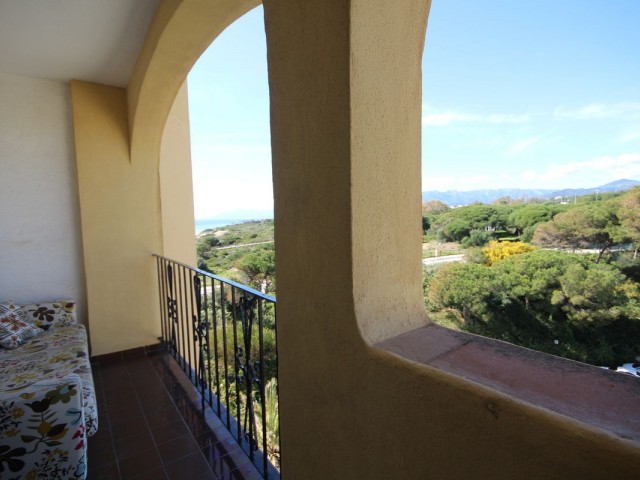 1 Bedrooms Apartment in Puerto de Cabopino
