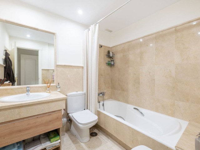 2 Sovrums Lägenhet i Los Monteros