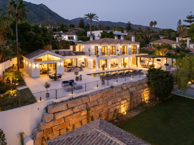 5 Bedrooms Villa in The Golden Mile