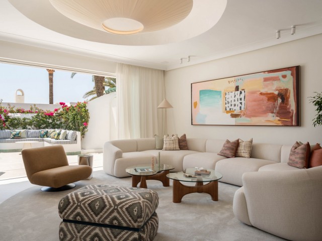 3 Bedrooms Villa in The Golden Mile