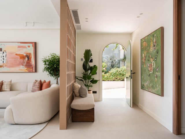 3 Bedrooms Villa in The Golden Mile