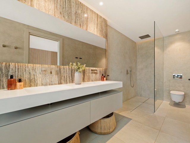 5 Schlafzimmer Villa in Nueva Andalucía