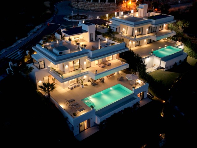 6 Schlafzimmer Villa in Estepona