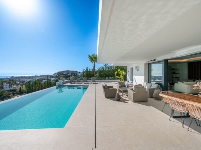 6 Schlafzimmer Villa in Estepona