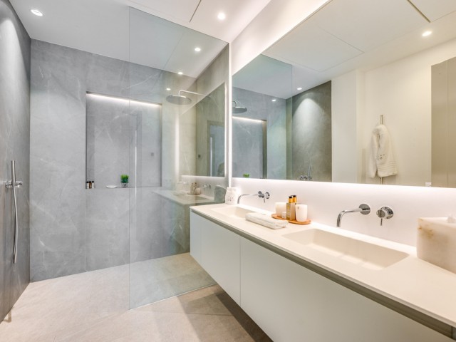 6 Schlafzimmer Villa in Estepona