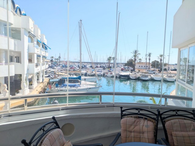 2 Bedrooms Apartment in Benalmadena