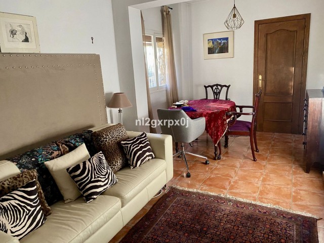 5 Bedrooms Villa in Marbella