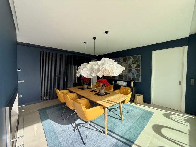 5 Bedrooms Villa in Sotogrande