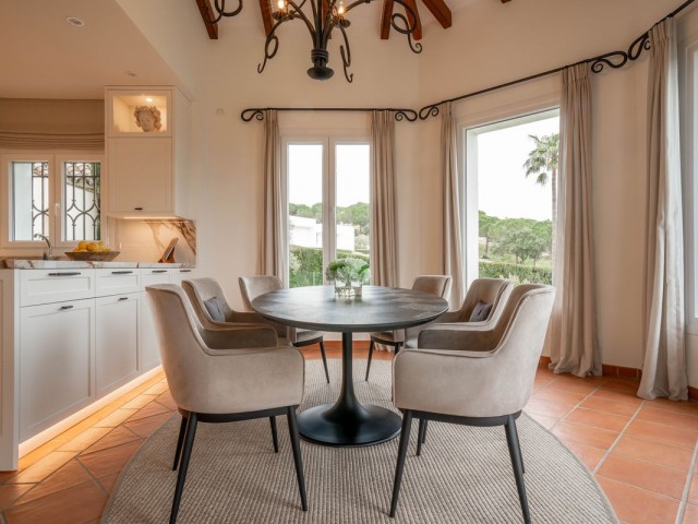 3 Bedrooms Villa in Sotogrande