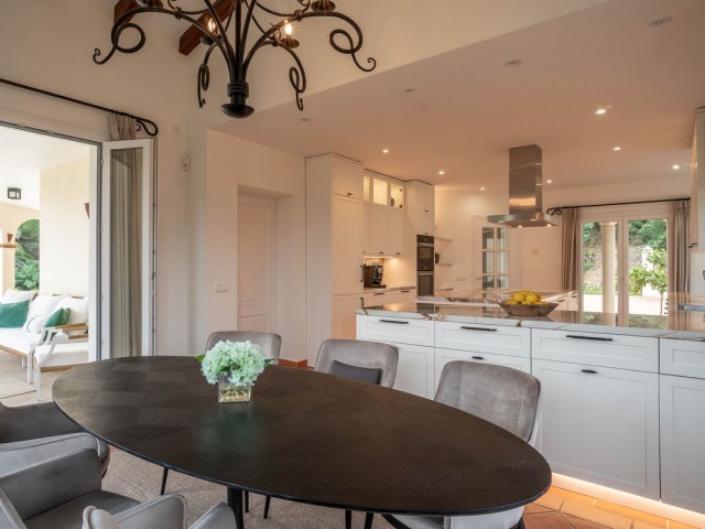 3 Bedrooms Villa in Sotogrande