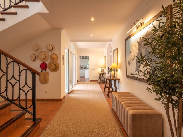 3 Bedrooms Villa in Sotogrande