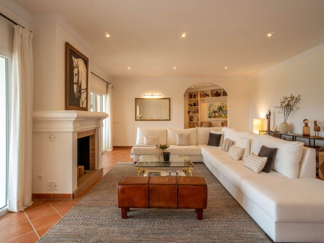 3 Bedrooms Villa in Sotogrande