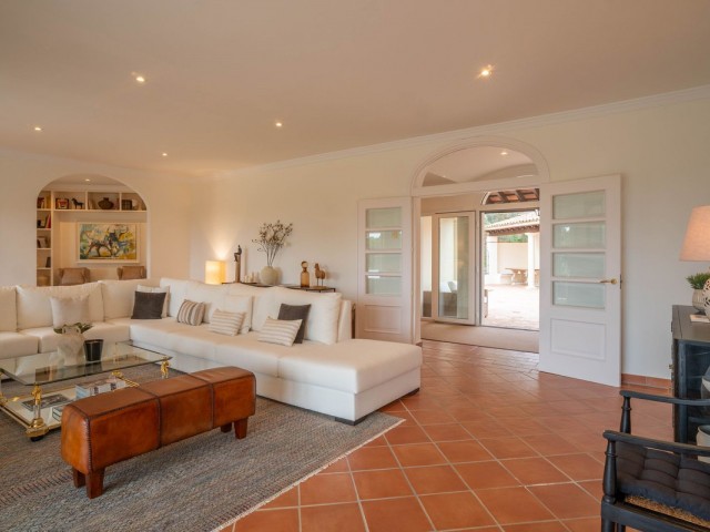 3 Bedrooms Villa in Sotogrande
