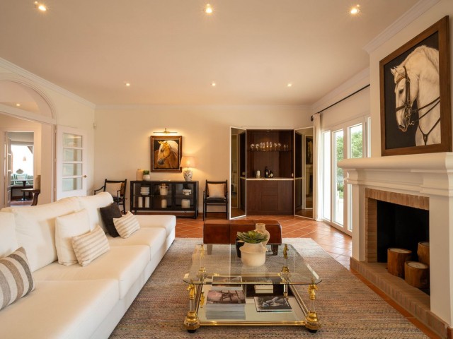 3 Bedrooms Villa in Sotogrande