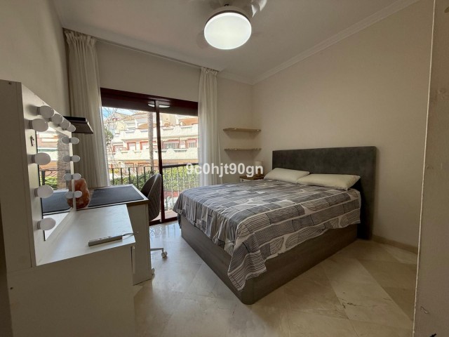 3 Schlafzimmer Apartment in Elviria