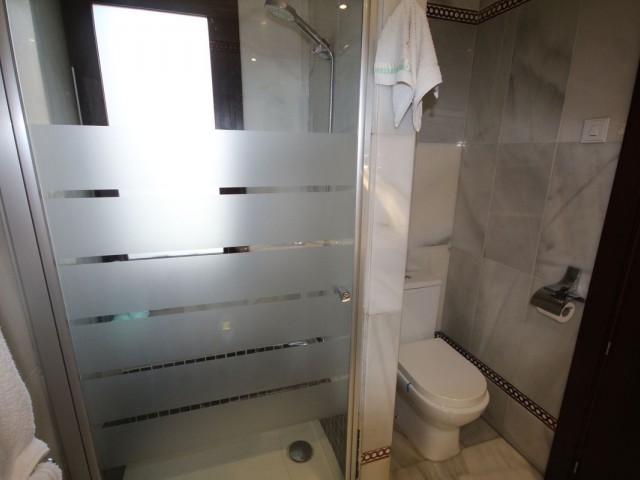 5 Schlafzimmer Reihenhaus in Marbella