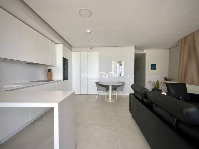 2 Soveroms Leilighet i Estepona