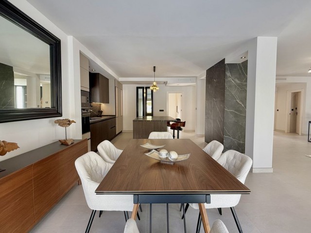 5 Schlafzimmer Villa in Nueva Andalucía