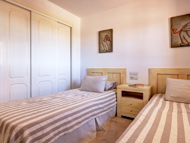 4 Schlafzimmer Reihenhaus in La Duquesa