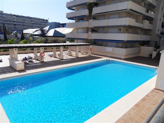 Huoneisto Puerto Banús - R5329564