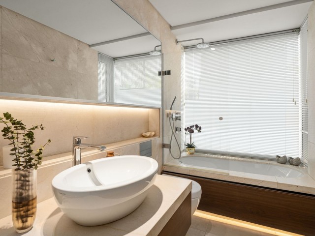 4 Schlafzimmer Villa in Marbella