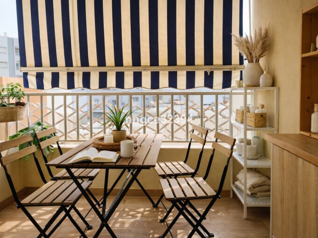 Apartamento con 3 Dormitorios  en Marbella