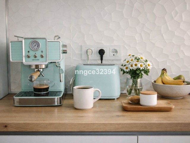 Apartamento con 3 Dormitorios  en Marbella