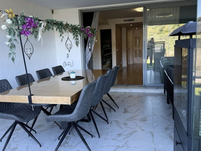 2 Schlafzimmer Apartment in Estepona